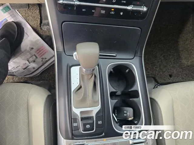 Kia Carnival бензин 9 мест Prestige, миниатюра 7
