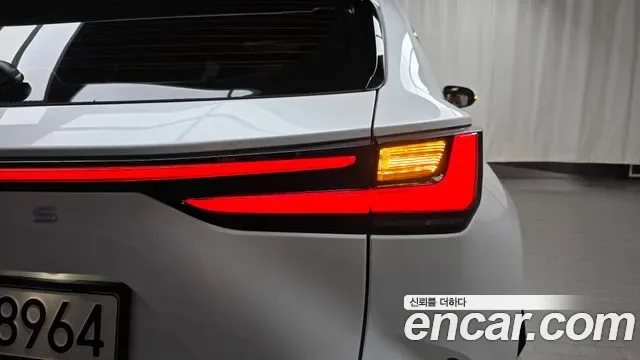 Lexus NX Premium, миниатюра 9