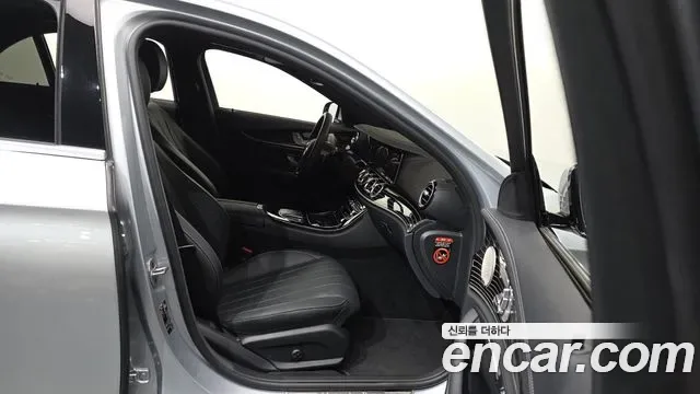 Mercedes-Benz E-Class E450 4MATIC, миниатюра 6
