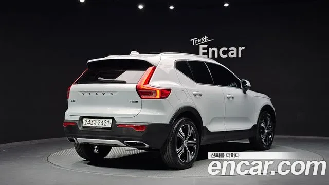 Volvo XC40 T4, миниатюра 13