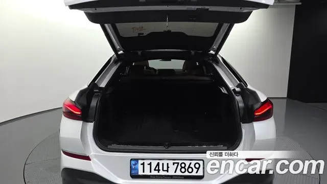 BMW X6 M50i, миниатюра 6