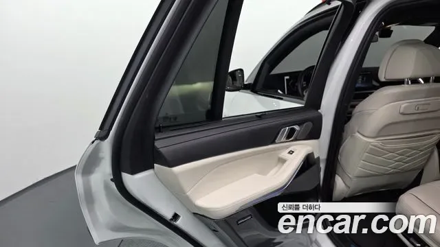 BMW X5 xDrive 40i M, миниатюра 2