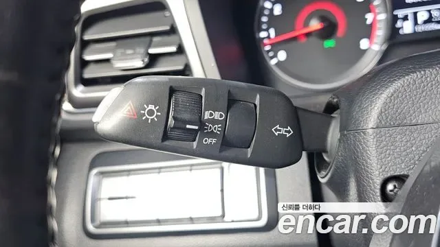 KGM Tivoli бензин 1.5 2WD V1, миниатюра 21