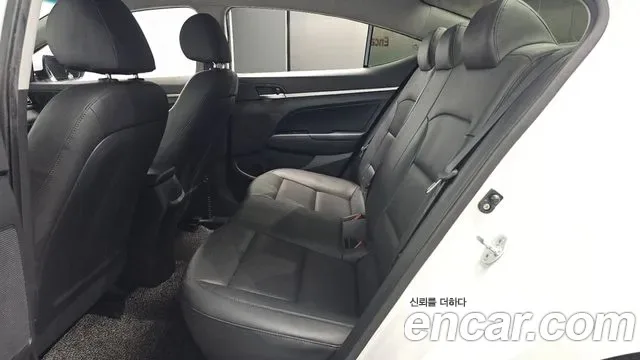 Hyundai Avante AD, миниатюра 6