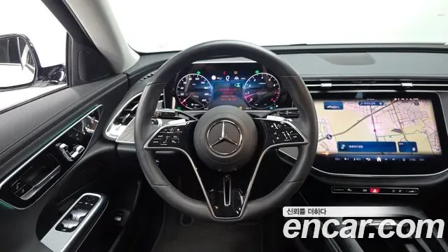Mercedes-Benz E-Class E200, миниатюра 19