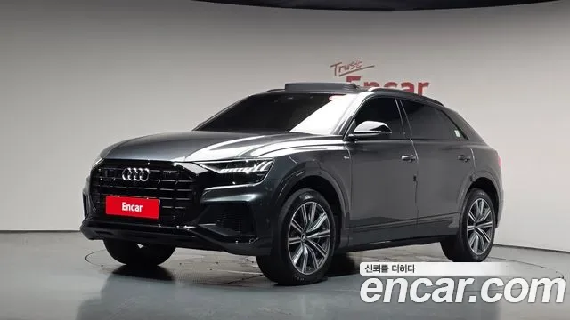 Audi Q8 55 TFSI Premium