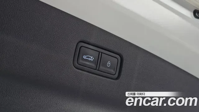 Genesis GV70 2.5T бензин AWD ( ), миниатюра 4