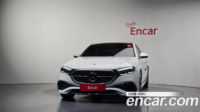 Mercedes-Benz E-Class E300 4MATIC AMG Line, миниатюра 20