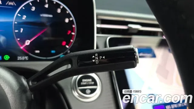 Mercedes-Benz E-Class E200 AMG Line, миниатюра 4