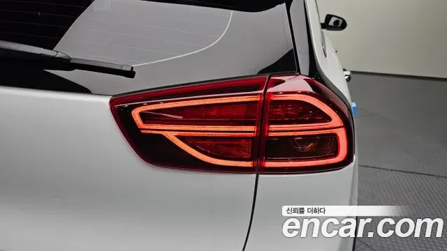 Kia Niro EV, миниатюра 15