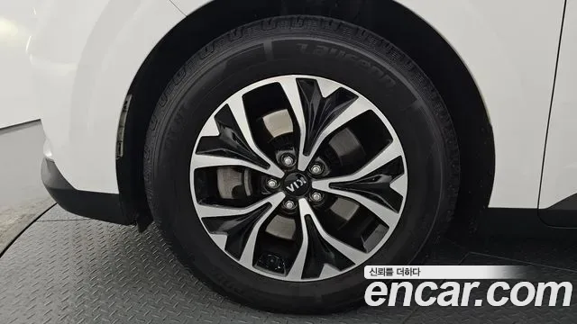 Kia Carnival дизель 9 мест, миниатюра 15