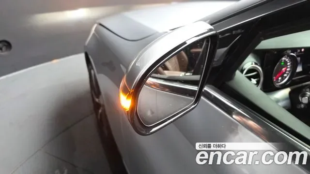 Mercedes-Benz E-Class E250, миниатюра 28