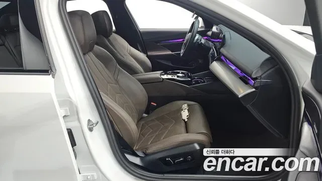 BMW 5 (G60) 523d M, миниатюра 5