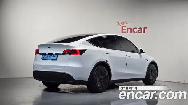 Tesla Y RWD, миниатюра 17