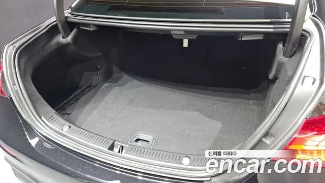 Mercedes-Benz E-Class E220d 4MATIC AMG Line, миниатюра 2