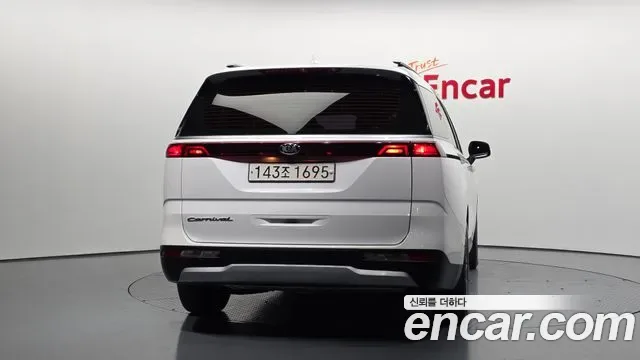 Kia Carnival дизель 9 мест Prestige, миниатюра 17