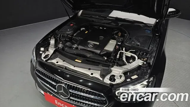 Mercedes-Benz E-Class E250, миниатюра 20