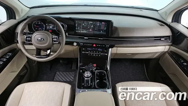 Kia Carnival дизель 9 мест, миниатюра 3