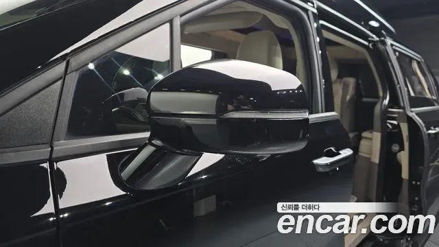 Kia Carnival бензин 7 мест Signature, миниатюра 19