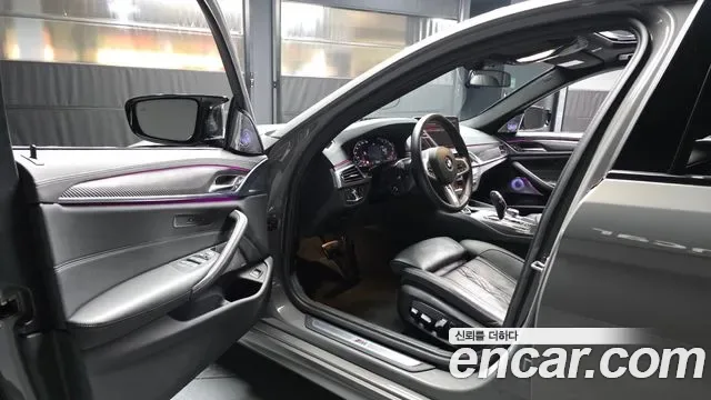 BMW 5 (G30) 530i M, миниатюра 13