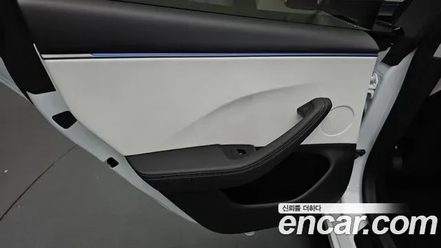 Tesla 3 AWD, миниатюра 10