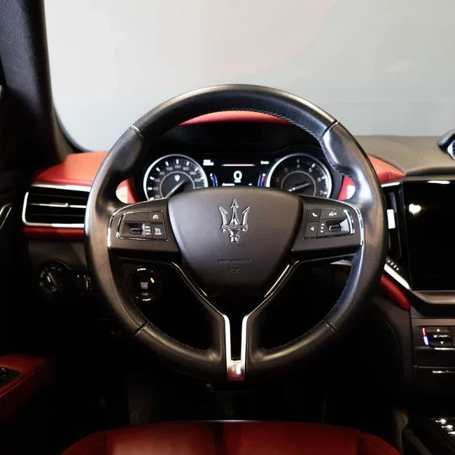 Maserati year 2023 Kilometers 30,975 Kms Regional Ghibli GT AED 2,778 P.M • 0% Downpayment •, миниатюра 29