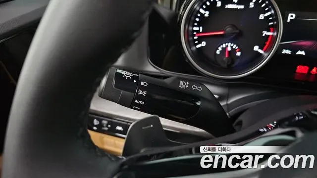 Kia Carnival бензин 9 мест, миниатюра 2
