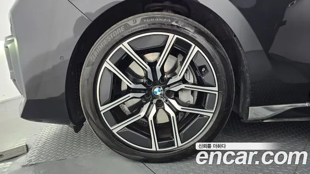 BMW 7 (G70) 740i xDrive M, миниатюра 22