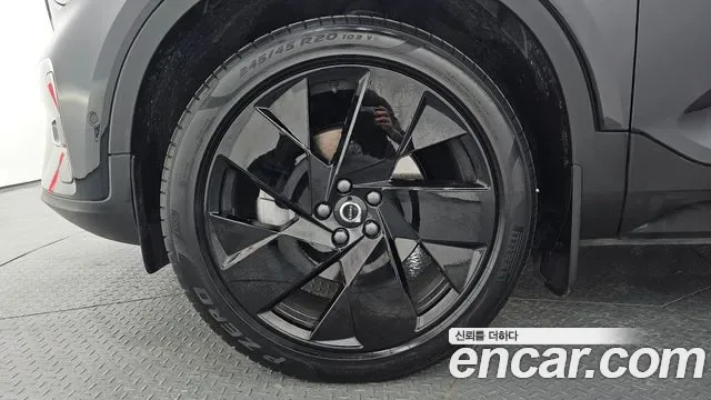 Volvo XC40 B4, миниатюра 13