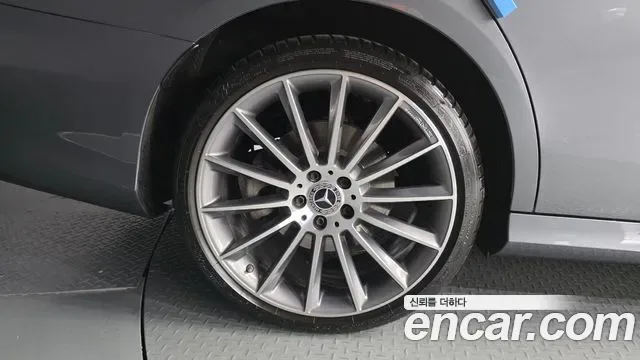 Mercedes-Benz E-Class E350 4MATIC AMG Line, миниатюра 19