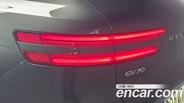 Genesis GV70 2.5T бензин AWD ( ), миниатюра 12