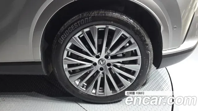 Lexus RX, миниатюра 11
