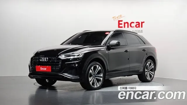 Audi Q8 55 TFSI Premium
