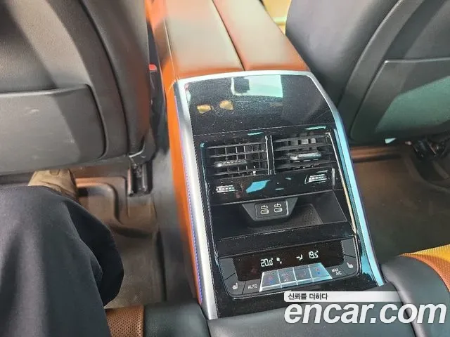BMW 8 (G15) M850i xDrive, миниатюра 18