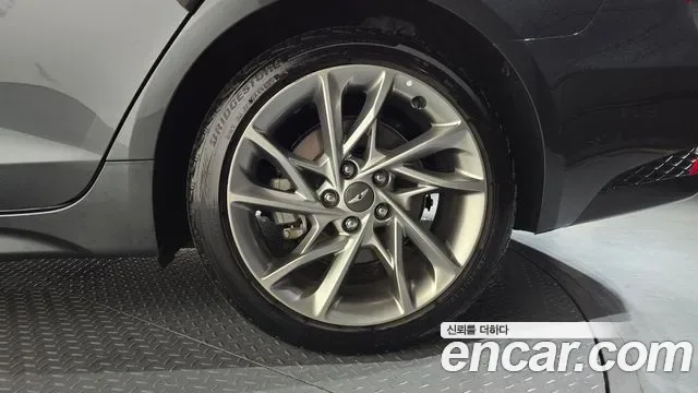 Genesis G70 бензин 2.0T 2WD ( ), миниатюра 13