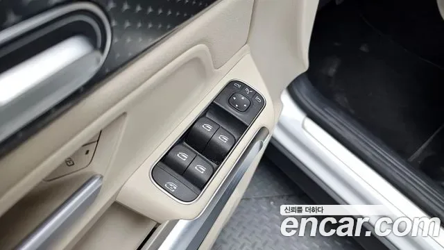 Mercedes-Benz GLB GLB200 d, миниатюра 12
