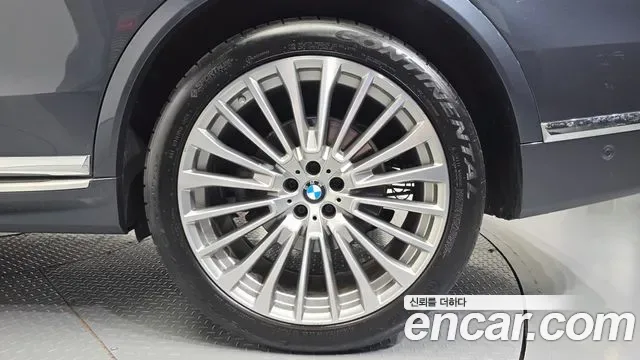 BMW X7 xDrive 40i 6 мест, миниатюра 2