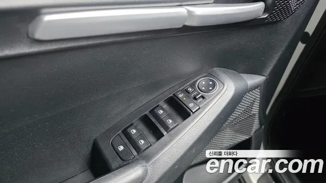 Kia Seltos бензин 1.6 Turbo 2WD Prestige, миниатюра 4