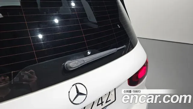 Mercedes-Benz GLB GLB220, миниатюра 9