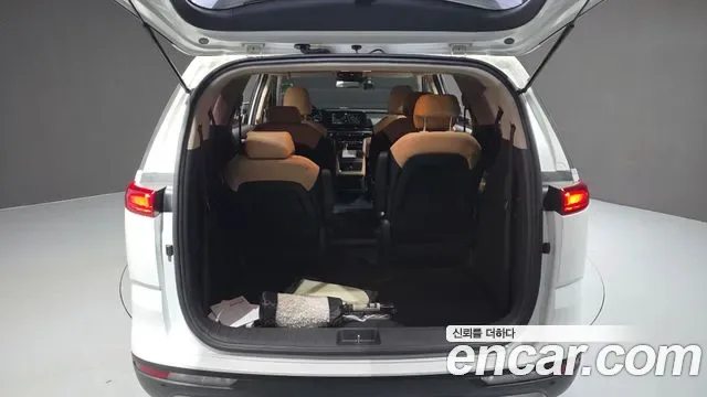 Kia Carnival дизель 9 мест Prestige, миниатюра 14