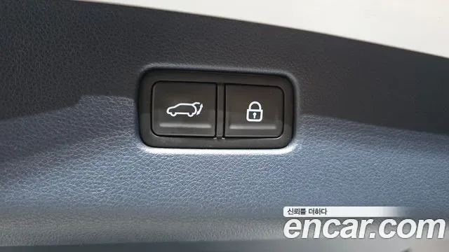 Genesis GV70 2.5T бензин AWD ( ), миниатюра 3