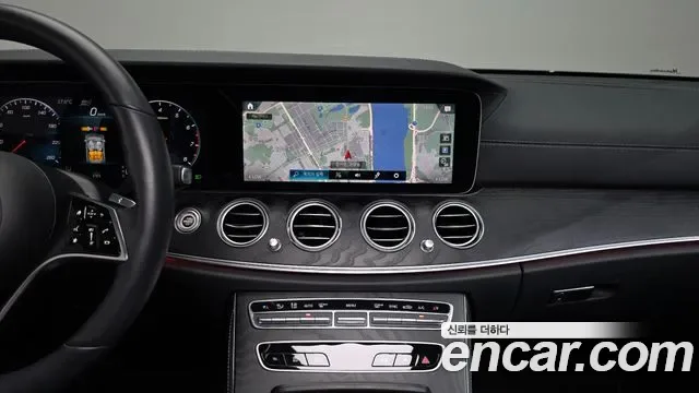 Mercedes-Benz E-Class E250 AMG Line, миниатюра 30