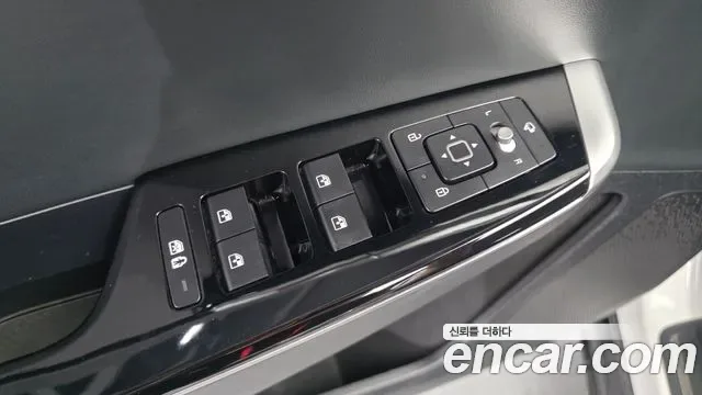 Kia EV6, миниатюра 9