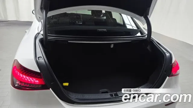 Mercedes-Benz E-Class E350 4MATIC AMG Line, миниатюра 5
