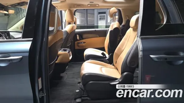 Kia Carnival дизель 9 мест, миниатюра 27