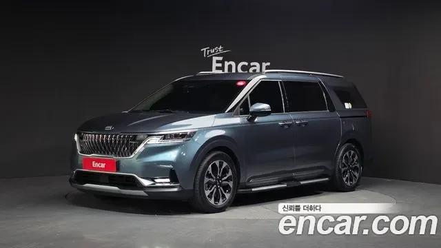 Kia Carnival дизель 9 мест Signature