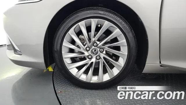 Lexus ES, миниатюра 23