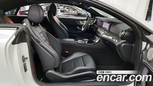 Mercedes-Benz E-Class E53 AMG 4MATIC+, миниатюра 3