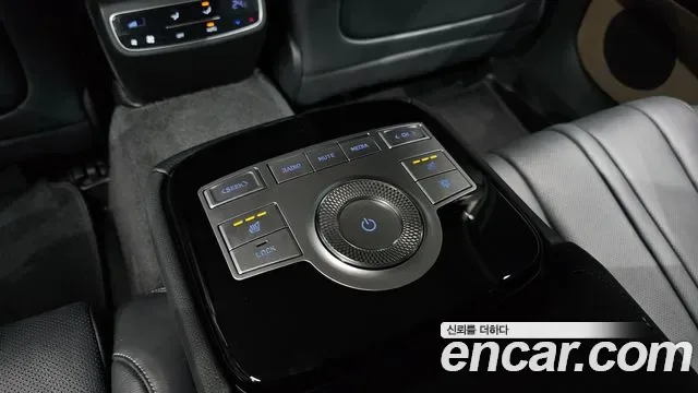 Genesis G80 бензин 2.5 Turbo AWD ( ), миниатюра 2