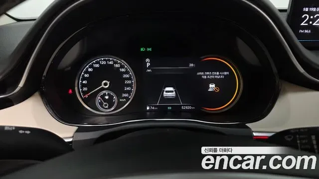 Genesis GV70 2.5T бензин 2WD ( ), миниатюра 3